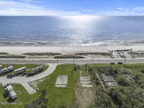 5293 S Beach Blvd, Bay Saint Louis, MS 39520