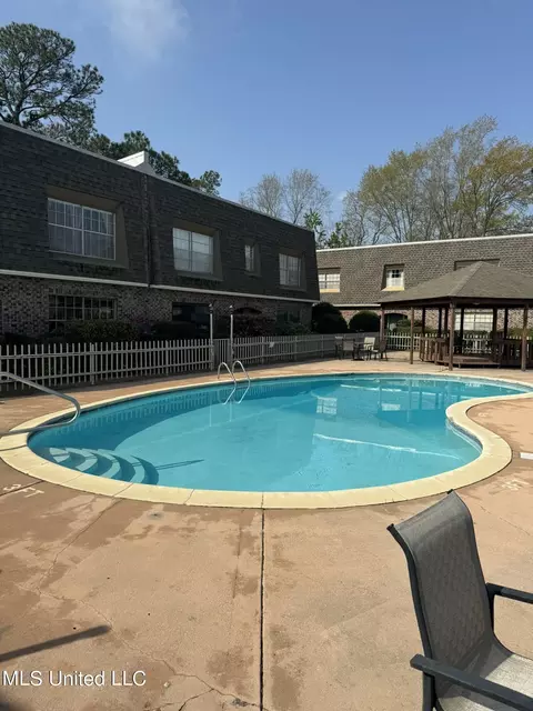 413 Kahler St #27, Gulfport, MS 39507