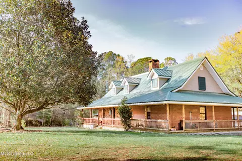 16560 Road 520, Saucier, MS 39574