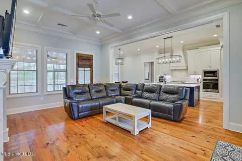 Living - 170 Sweetbriar Cir, Canton, MS 39046 photo 2 of 2