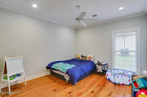 Bedroom - 170 Sweetbriar Cir, Canton, MS 39046 photo 4 of 5