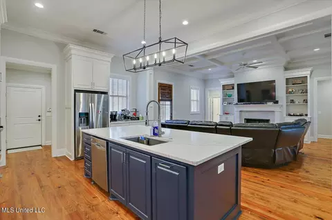 Kitchen - 170 Sweetbriar Cir, Canton, MS 39046 photo 4 of 5