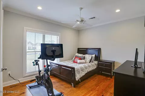 Bedroom - 170 Sweetbriar Cir, Canton, MS 39046 photo 3 of 5