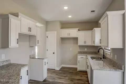 7741 Melisa Drive Dr, Walls, MS 38680 photo 9