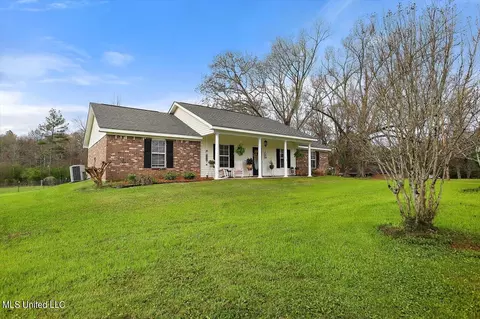 1105 Velma Dr, Byram, MS 39272 photo 3