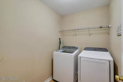 1105 Velma Dr, Byram, MS 39272 photo 18