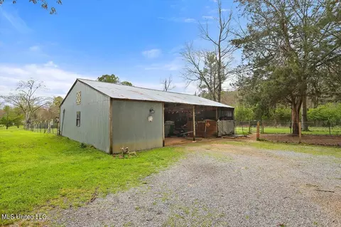 1105 Velma Dr, Byram, MS 39272 photo 21