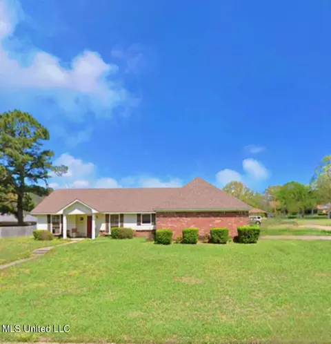 101 Dublin Dr, Clinton, MS 39056