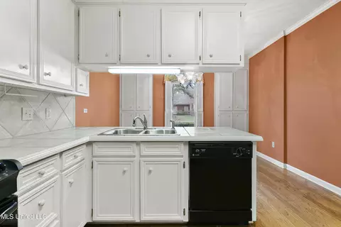 Other - 5124 Heatherton Dr, Jackson, MS 39211 photo 2 of 10