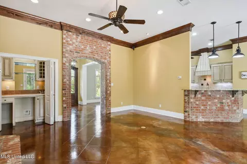 1350 Fairway Dr, Wiggins, MS 39577 photo 11