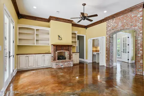 1350 Fairway Dr, Wiggins, MS 39577 photo 9