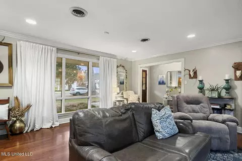 2450 Wild Valley Dr, Jackson, MS 39211 photo 9
