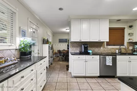 2450 Wild Valley Dr, Jackson, MS 39211 photo 14