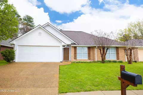 595 Acorn Ln, Brandon, MS 39047