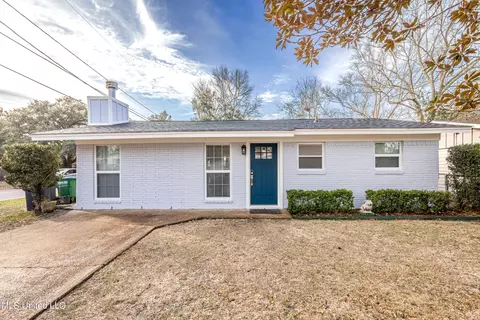 2412 Davidson Rd, Ocean Springs, MS 39564