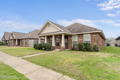 2911 N Hartland, Southaven, MS 38672