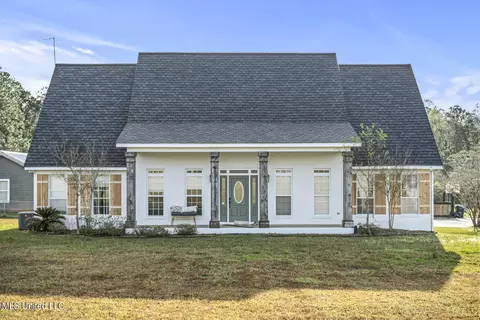 11200 Pinewood Hills Rd, Vancleave, MS 39565