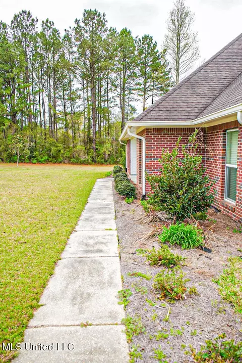 Other - 18474 Robinwood Dr, Saucier, MS 39574 photo 3 of 9