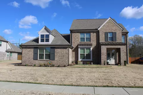 14591 Saint Charles Dr, Olive Branch, MS 38654