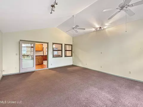 800 Colonial Cir, Jackson, MS 39211 photo 23