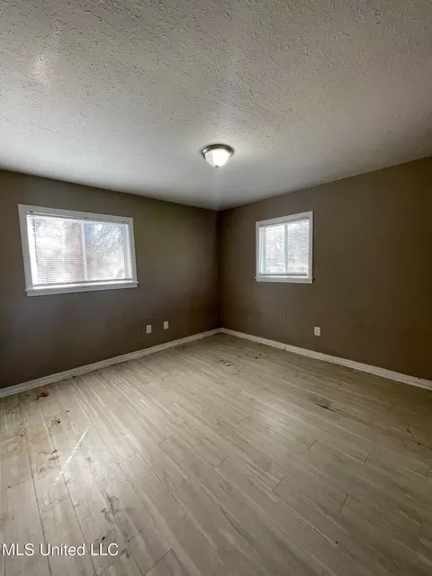 274 Mcdowell Park Cir, Jackson, MS 39204 photo 12