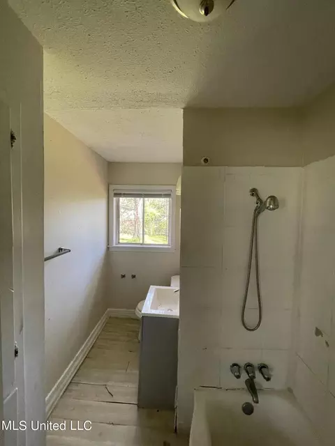 274 Mcdowell Park Cir, Jackson, MS 39204 photo 11