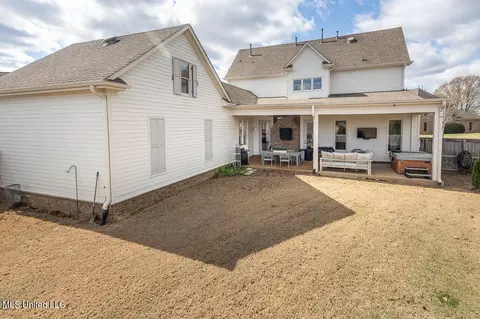 Exterior - 3544 Williams Brooke Ln, Hernando, MS 38632 photo 9 of 10