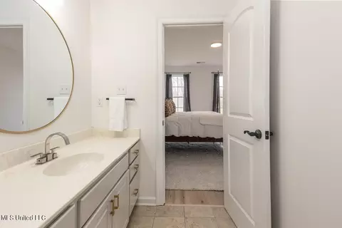 Bath - 3544 Williams Brooke Ln, Hernando, MS 38632 photo 7 of 7