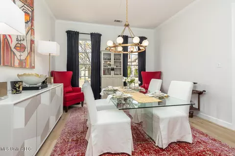 Dining - 3544 Williams Brooke Ln, Hernando, MS 38632 photo 3 of 4