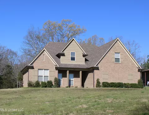 421 W Byhalia Creek Farms Rd, Byhalia, MS 38611