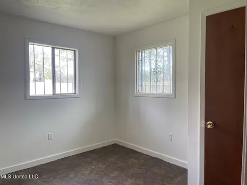 1640 Oakland Ave, Jackson, MS 39213 photo 8
