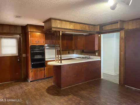 1640 Oakland Ave, Jackson, MS 39213 photo 5