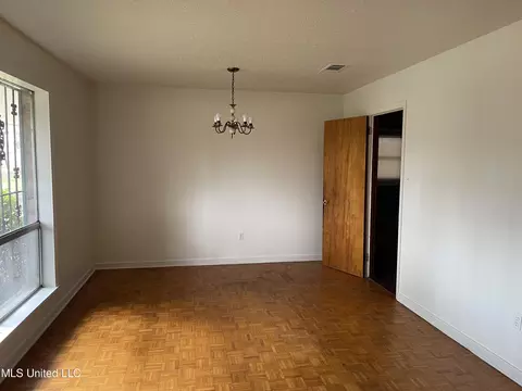 1640 Oakland Ave, Jackson, MS 39213 photo 3