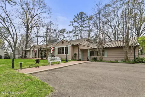 3851 Eastover Dr, Jackson, MS 39211 photo 6