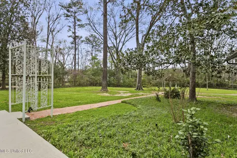 3851 Eastover Dr, Jackson, MS 39211 photo 12