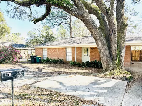 15421 Big Ridge Rd, Biloxi, MS 39532