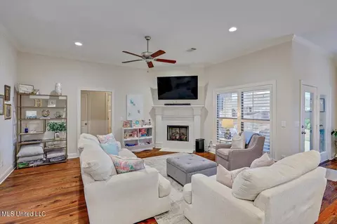 261 Falls Xing, Madison, MS 39110 photo 6