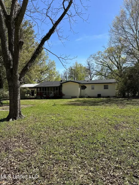 Exterior - 468 Church St, Lucedale, MS 39452 photo 1 of 6