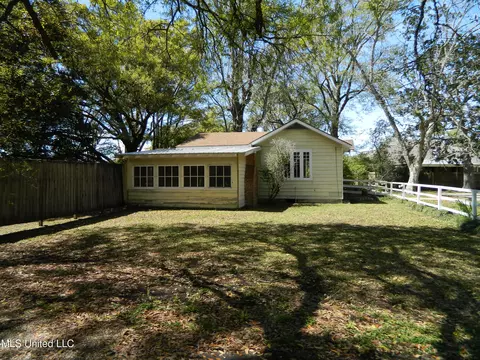 Exterior - 20005 Pineville Rd, Long Beach, MS 39560 photo 6 of 17