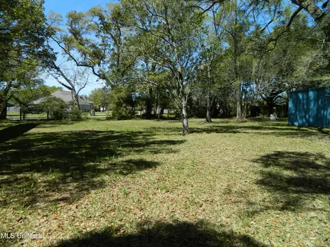 Exterior - 20005 Pineville Rd, Long Beach, MS 39560 photo 13 of 17
