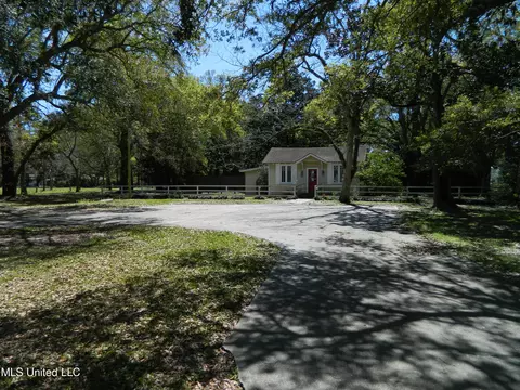 Exterior - 20005 Pineville Rd, Long Beach, MS 39560 photo 4 of 17