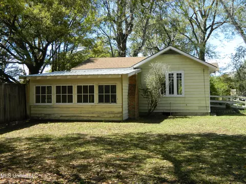 Exterior - 20005 Pineville Rd, Long Beach, MS 39560 photo 7 of 17