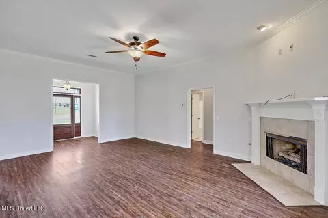 Entry Way - 259 Cherry Bark Dr, Brandon, MS 39047 photo 2 of 4