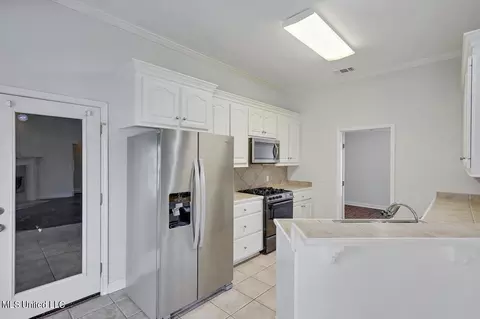 Other - 259 Cherry Bark Dr, Brandon, MS 39047 photo 5 of 14