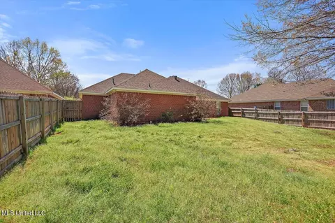 Exterior - 259 Cherry Bark Dr, Brandon, MS 39047 photo 7 of 8