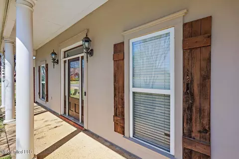Exterior - 259 Cherry Bark Dr, Brandon, MS 39047 photo 3 of 8