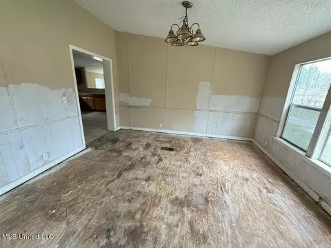 19438 Pete Hickman Rd, Saucier, MS 39574 photo 6