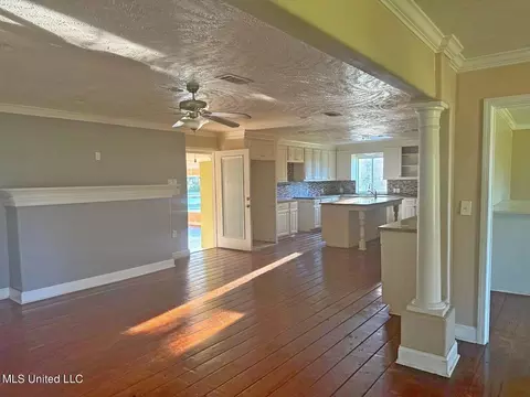 Other - 861 Mccluer Rd, Jackson, MS 39212 photo 2 of 16