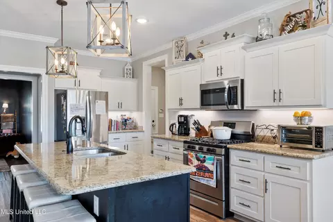 Kitchen - 8591 Williamson Dr, Olive Branch, MS 38654 photo 1 of 4