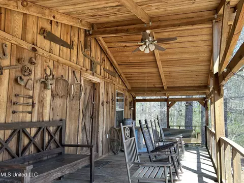 11772 Highway 35 North Cabin A Hwy, Forest, MS 39074